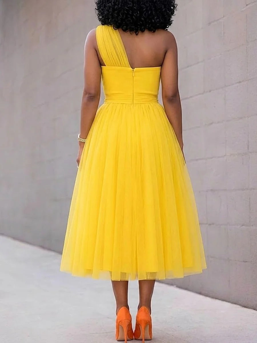 Elegante abito in rete giallo