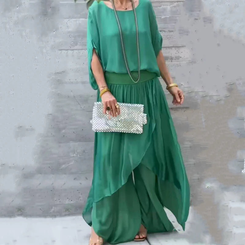 Set Isabel a due pezzi in chiffon con top ampio e pantaloni a zampa con spacco