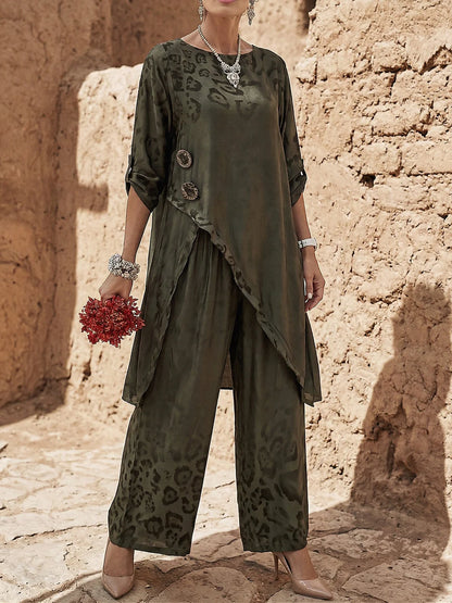 Completo con top e pantaloni morbidi