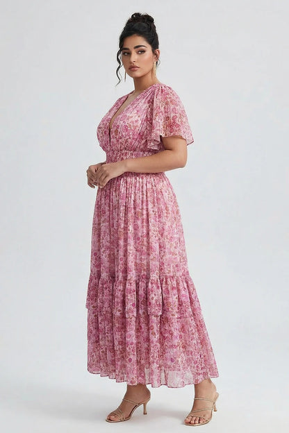 Abito lungo Plus Size con stampa floreale, vita arricciata e maniche a volant.