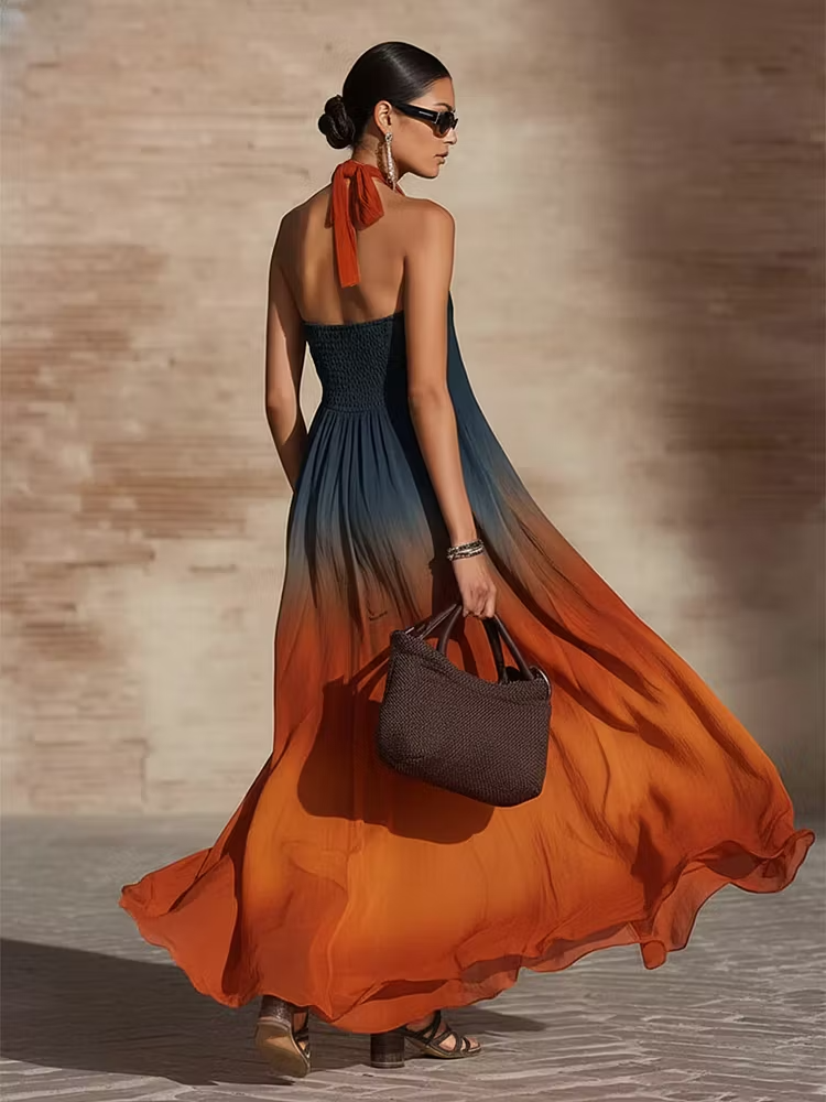 Elegante abito lungo ampio con scollo all'americana e stampa sfumata 👗