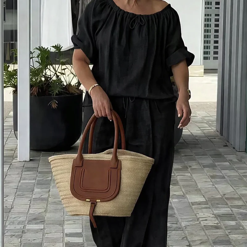 Completo da donna a due pezzi con coulisse: top e pantaloni