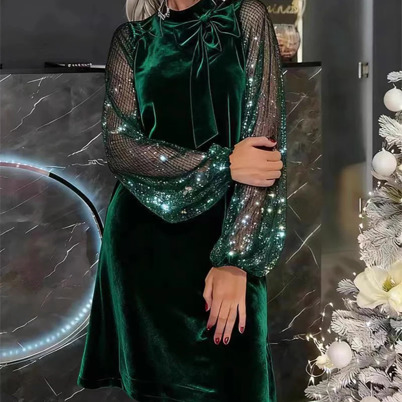 Abito da donna con paillettes e scollo a fiocco