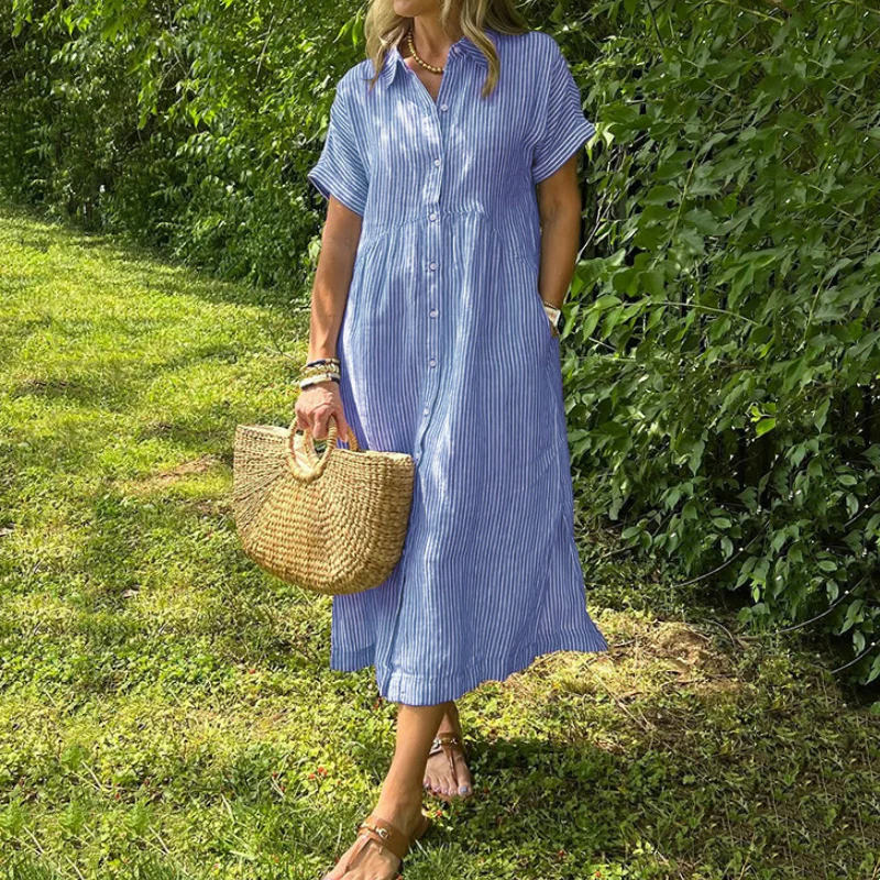 Abito a camicia a righe con colletto e bottoni👗