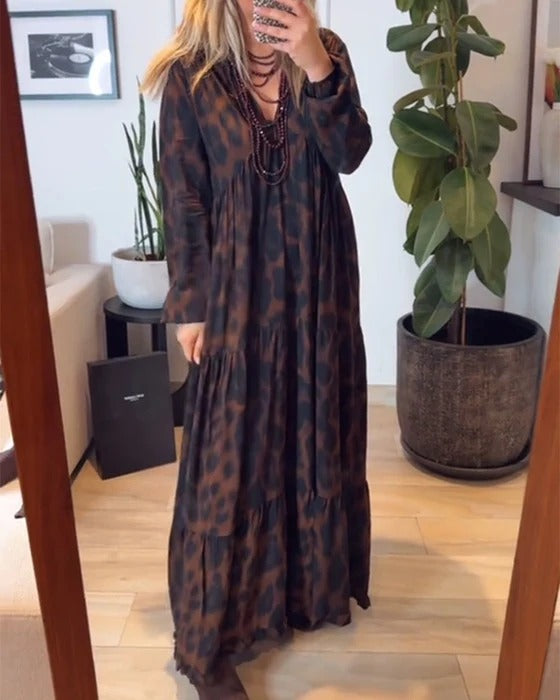 Abito lungo alla moda con scollo a V e stampa leopardata