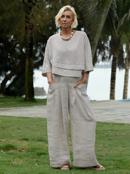 Completo da donna in lino con top asimmetrico e slip