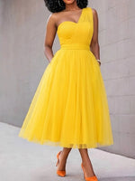 Elegante abito in rete giallo