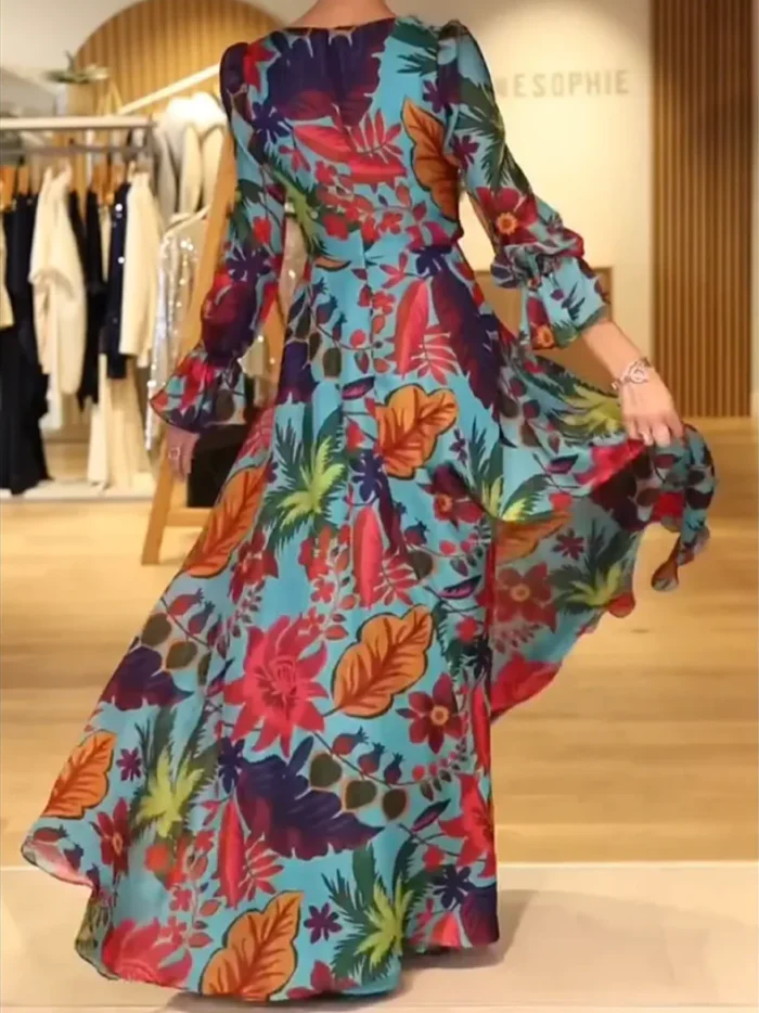 Abito lungo a fiori con elegante scollo a V