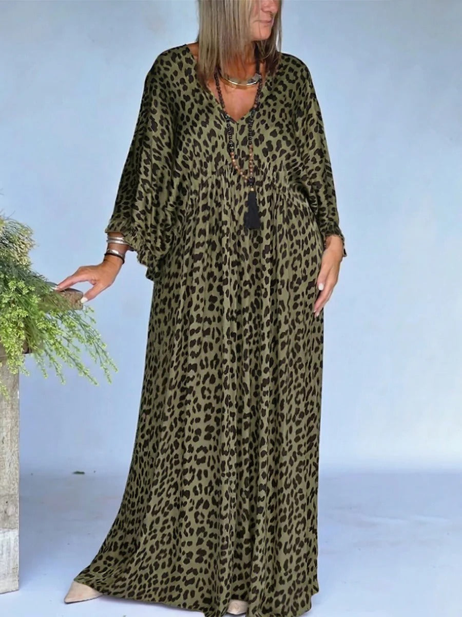 Abito ampio ed elegante con stampa leopardata