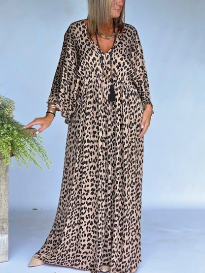 Abito ampio ed elegante con stampa leopardata