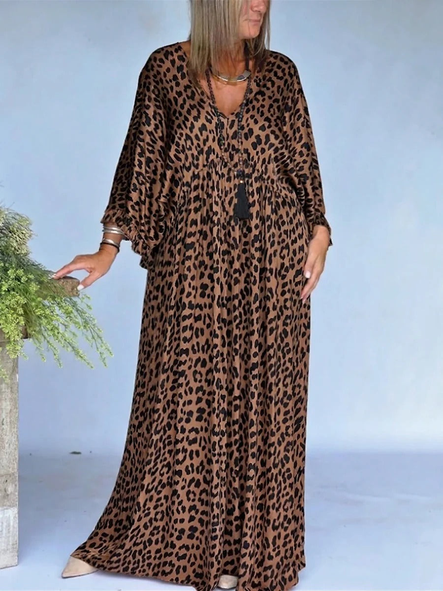 Abito ampio ed elegante con stampa leopardata