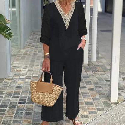 Top LARA con scollo a V e pantaloni a zampa per donna