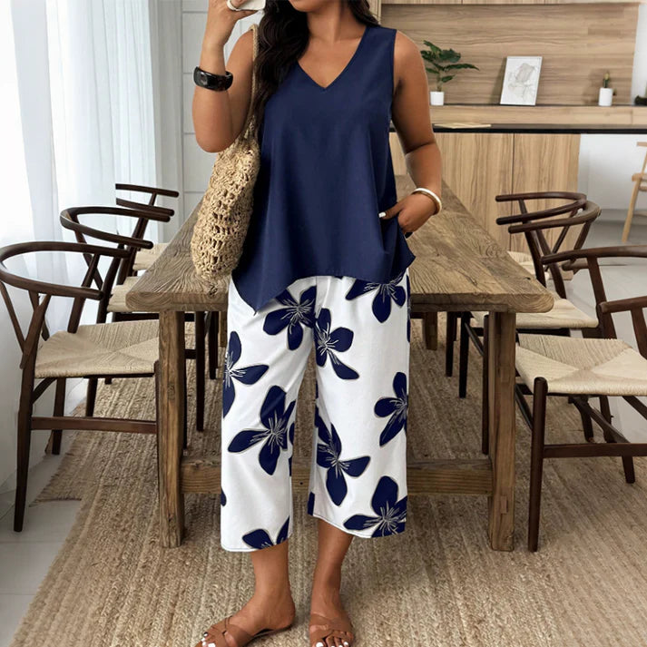 Set Clara composto da top e pantaloni capri a fiori