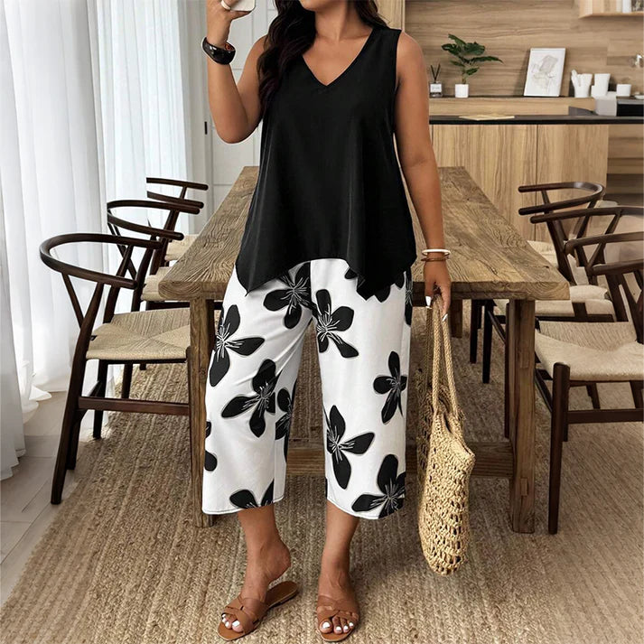Set Clara composto da top e pantaloni capri a fiori